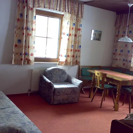 Huberhof سخلادميخ